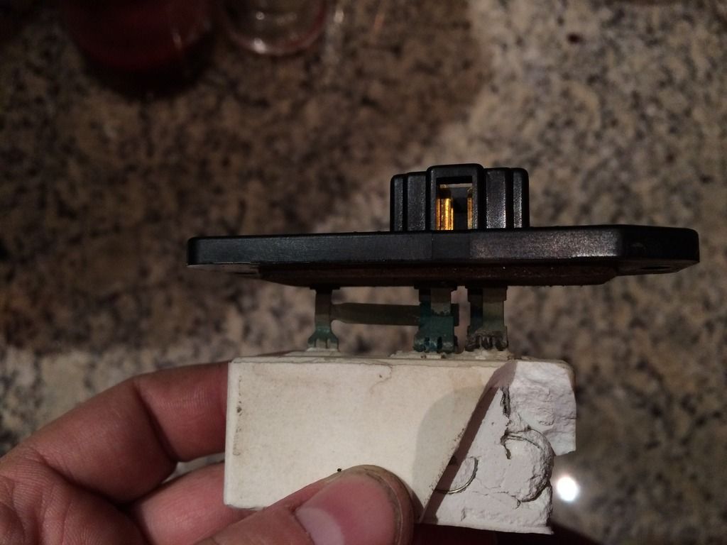 My HVAC fan doesn't work on low... Cummins Diesel Forum